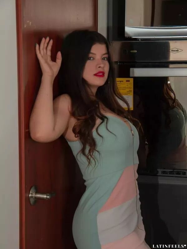 Stefania, 26