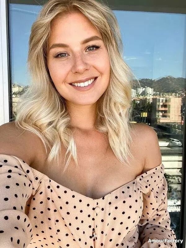 Anastasiya Profile image 5